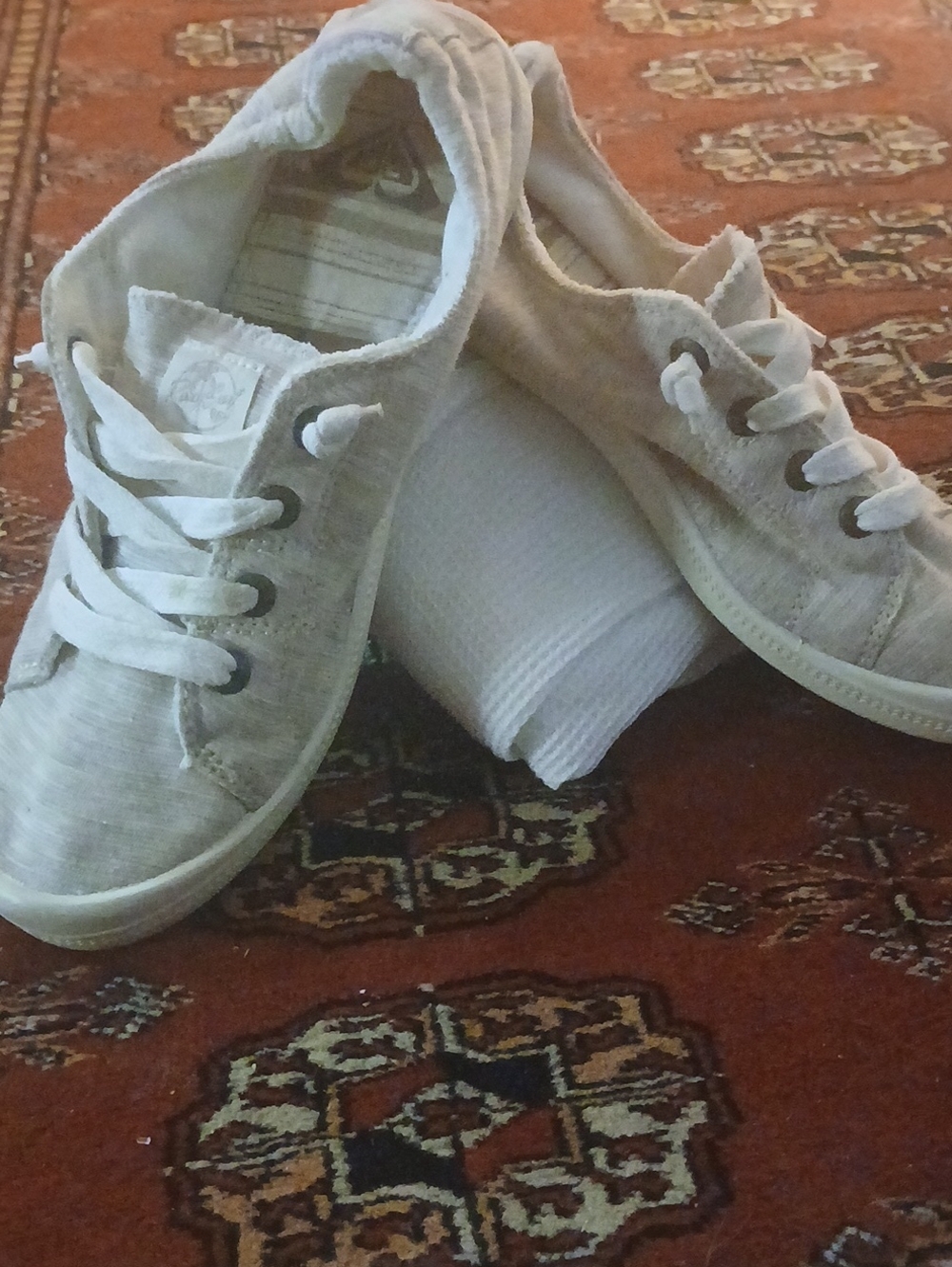 Roxys Bayshore Size 8